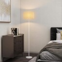 Retro gulvlampe – hvit plastskjerm fotbryter