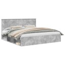  Sengestamme med hodegjerde Betong 200 x 200 cm Massiv furu