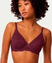 Triumph Amourette Charm T W02   Burgundy   E x 85