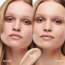 MAC Studio Radiance Serum-Powered Foundation N32 30 ml Fuktighetsgivende