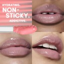 MAC Lipglass Air Non Sticky Gloss Snobbish 5ml