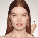 Estée Lauder Futurist Soft Touch Brightening Skincare Concealer 1