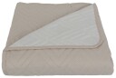 Borg Living Sengeteppe - Sandfarget og hvit - 260x240 cm - Quiltet grafisk mønster