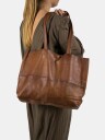 Re:Designed by Dixie Marlo Urban skulderveske i skinn Walnut
