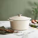 BARBARY&OAK Rund Støpejernsgryte, 24cm, Kremhvit, 4 liter