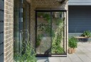 Halls Drivhus Qube Lean-to Herdet Glass Sort 0,8 m²