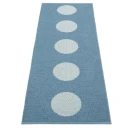 Pappelina Vera Pop teppe River Blue/Blue Fog 70 x 200cm