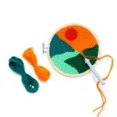 Kikkerland Lag ditt eget garnbilde Landscape Punch Needle Kit