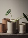 Ferm Living Uneru Pot Grå