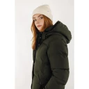 Urban Pioneers Liv Parka Grønn M Vind- og Vannavvisende Jakke med Warmlight Padding