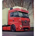 Fox Parts lav solskjerm for Mercedes Actros og Arocs med 4x Lazer Tripple R750 lys hull