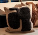 ferm LIVING Lay pute 50 x 50 cm Sand / Dark Brown