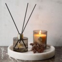 Holmen Treviso duftlys Black Forest 8,5x10,5 cm hvit