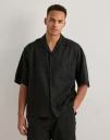 Que Sera Sera Lenny Loose Linen Shirt Linskjorter Svart