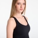 The North Face W Jaida Long Line Bra   Black   L