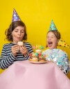 Partydeco 6 stk Prikkete Partyhatter i Forskjellige Farger