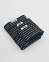 Tekla | Tekla håndklær | Håndkle 30x50 black stripes