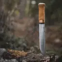 Helle Lappland Jaktkniv med Bjørkeskaft og Ekte Lærslire, 214 mm Blad