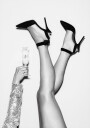 Champagne legs Black and White Plakat Plakat / 40x50cm