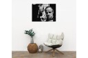 Lite lerretsbilde 40x30 cm Intim samtale mellom to menn i dresSvart / Hvit