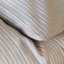 By Mats Stripete sengetøy   100% bomull   Babysengetøy 70x100 cm   Beige med lilla striper