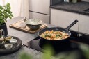 Zwilling Madura Plus keramisk stekepanne   Sort   28 cm