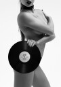 Dark Vinyl Beauty Plakat / 21x30