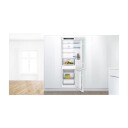 Bosch KIV86VSE0 Integrert Kombiskap med VitaFresh Skuff
