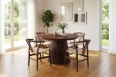 Peyra spisegruppe uttrekkbar rund 120–220 cm valnøtt med 4 Dastoori spisestoler   Valnøtt