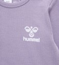 Hummel Body I/e   hmlMino   Lavender m. Logo   Hummel   2 år (92)   Langermet Body   Lilla