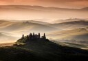 Misty Tuscan Hills Plakat / 30x40