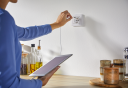 Schneider Electric Exxact Vegguttak Hvit