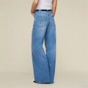 Lois Skater Loose Stone