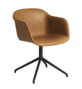 Muuto - Muuto Fiber Armchair Svivl Base Black/Cognac leather - Lunehjem.no - Interiør på nett