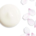 Shiseido White Lucent 30ml Ansiktsserum med Lysnende Egenskaper