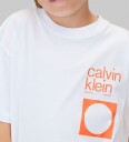 Calvin Klein T skjorte   City Scene   Bright White m. Oransje   Calvin Klein   8 år 128   T skjorte   Hvit
