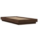  Sengeramme med LED-lys brun eik 90x200 cm konstruert tre 8721102617638