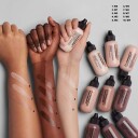 MAC Studio Radiance Foundation 50 ml W0 - Dermatologisk Testet, Fuktighetsgivende, Glød