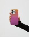 IDEAL OF SWEDEN iPhone 15 Pro Ideal Of Sweden Clear Deksel Gradient - Vibrant Ombre