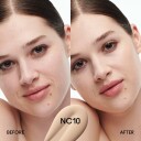 MAC Cosmetics Studio Radiance NC10 Fuktighetsgivende Foundation 30 ml