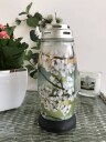 Lyslykt i glass hvitt blomstermotiv med stearinlys