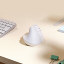 Logitech Lift Vertikal Ergonomisk Mus for Mac med 6 Knapper - Hvit