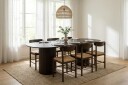 Kopparbo spisegruppe oval 220 cm røkt eik med 6 Elsie spisestoler  