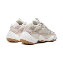 Yeezy Herre Sko Beige 37 1/3 EU