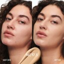 MAC Studio Radiance Serum-Powered Foundation 30 ml Farge NC17.5
