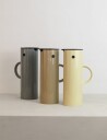Stelton - EM77 Vacuum Jug 1 L -  Warm sand