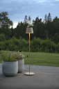 Trend Collection Pomezia gulvlampe – oppladbar og dimbar, matt sand