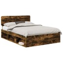  Sengestamme med hodegjerde Røkt eik 150 x 200 cm Massiv furu