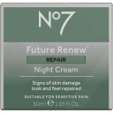 No7 Future Renew Nattkrem 50 ml med Peptider og Antioksidanter