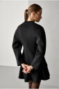 Joelle   Figursydd dressjakke   Svart
